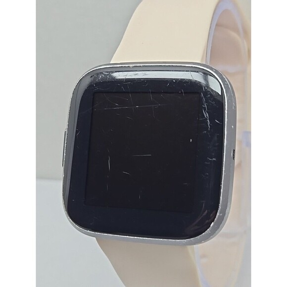 Fitbit Versa 2 Smartwatch Gray 40mm Alexa WR50M Always On Display W/ Charger - Picture 4 of 11